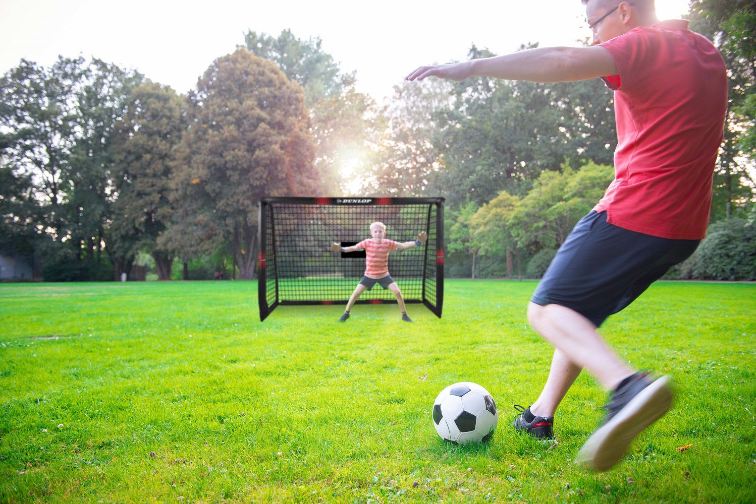 DUNLOP SOCCER GOAL 180X120X60CM VOETBALDOEL STAAL MET NET - Tuincentrum Lopik