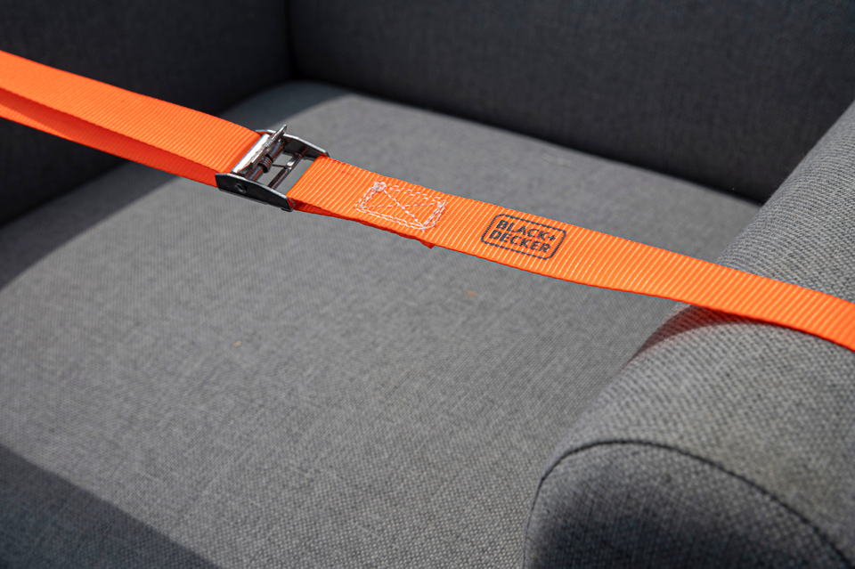 BLACK+DECKER SPANBAND MET RATEL 125KG 5M - Tuincentrum Lopik