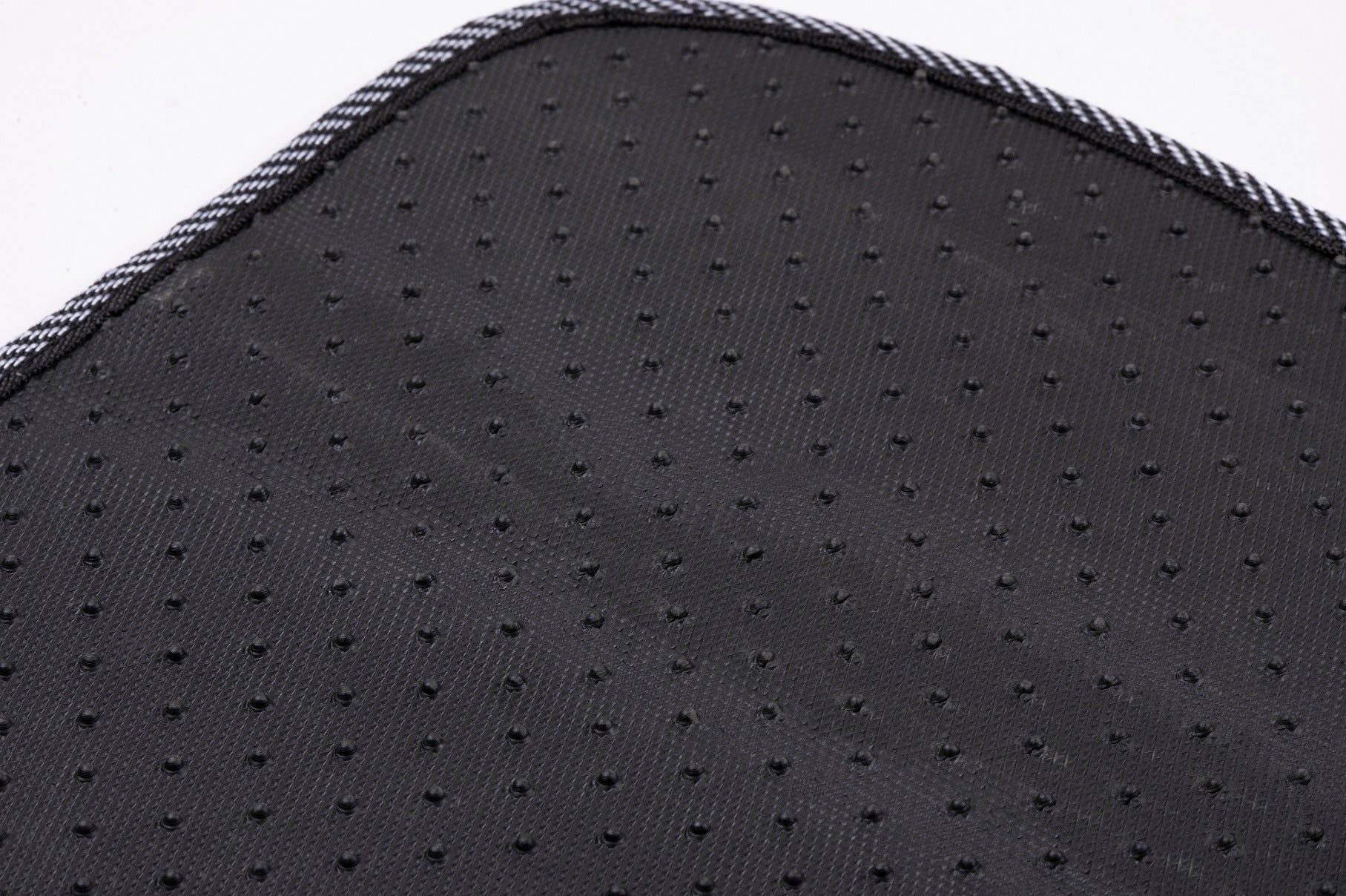 DUNLOP AUTOMATTEN SET 4 STUKS 66X44CM ZWART/WIT - Tuincentrum Lopik