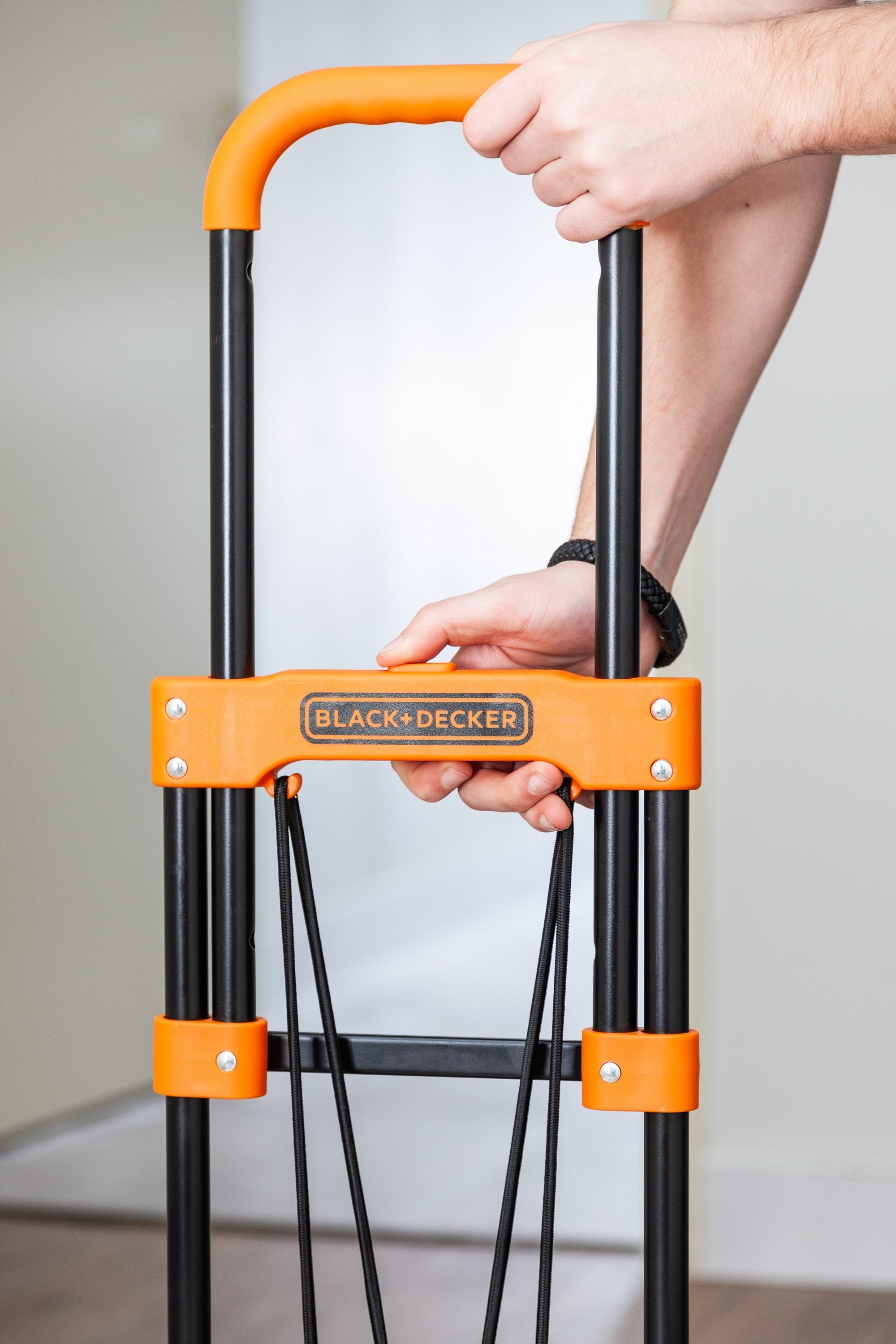 BLACK+DECKER STEEKWAGEN H200 OPVOUWBAAR MAX 65KG - Tuincentrum Lopik