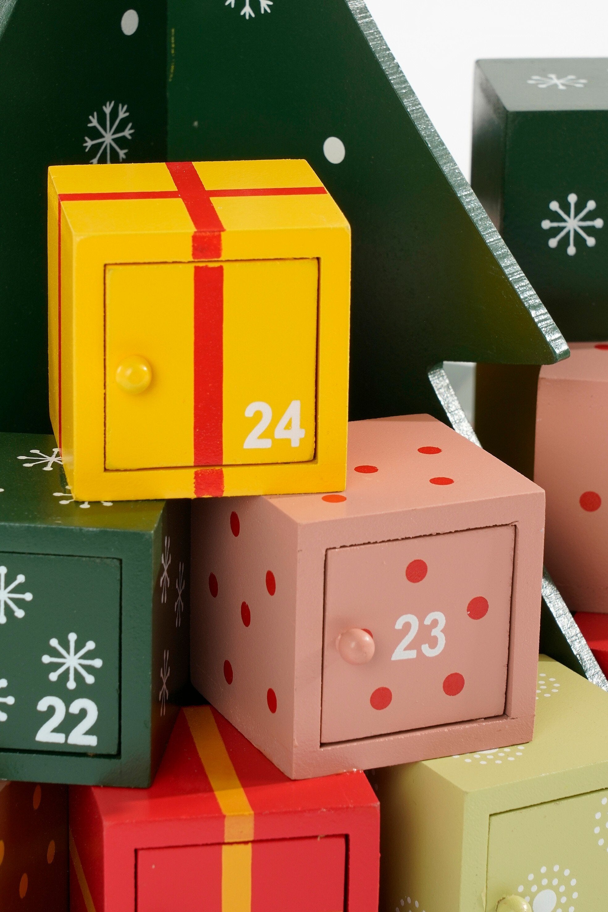 MICA DECORATIONS ADVENTSKALENDER MDF FSC 30XØ27,5CM MULTICOLOR - Tuincentrum Lopik