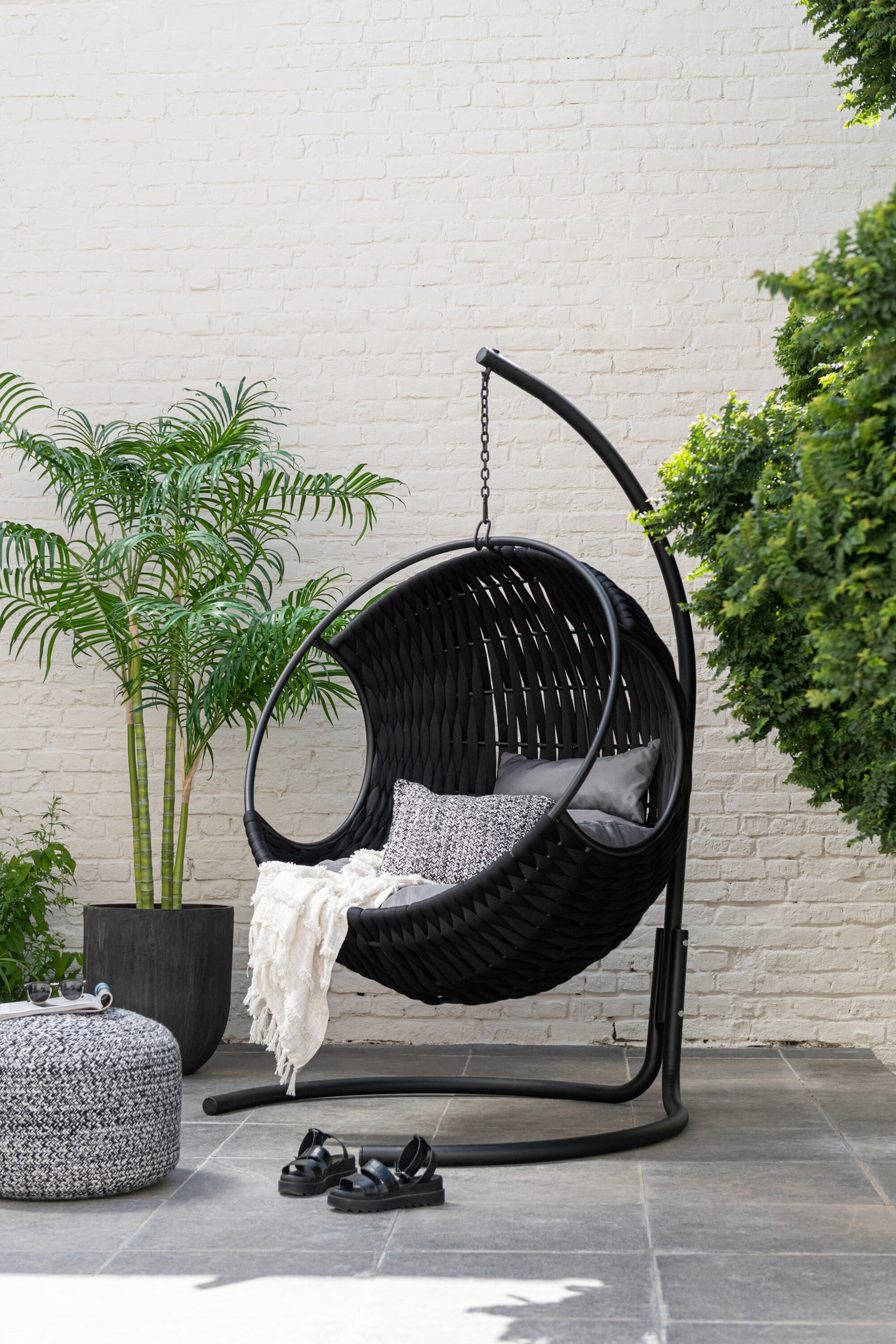 J-LINE KUNSTPLANT BAMBOO PALM IN POT GROEN/ZWART SMALL H170XB110CM - Tuincentrum Lopik