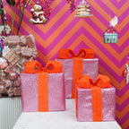 HOUSEVITAMIN SET VAN 3 LED KERSTCADEAUS POLYSTYREEN ROZE/ORANJE 15/20/25 CM