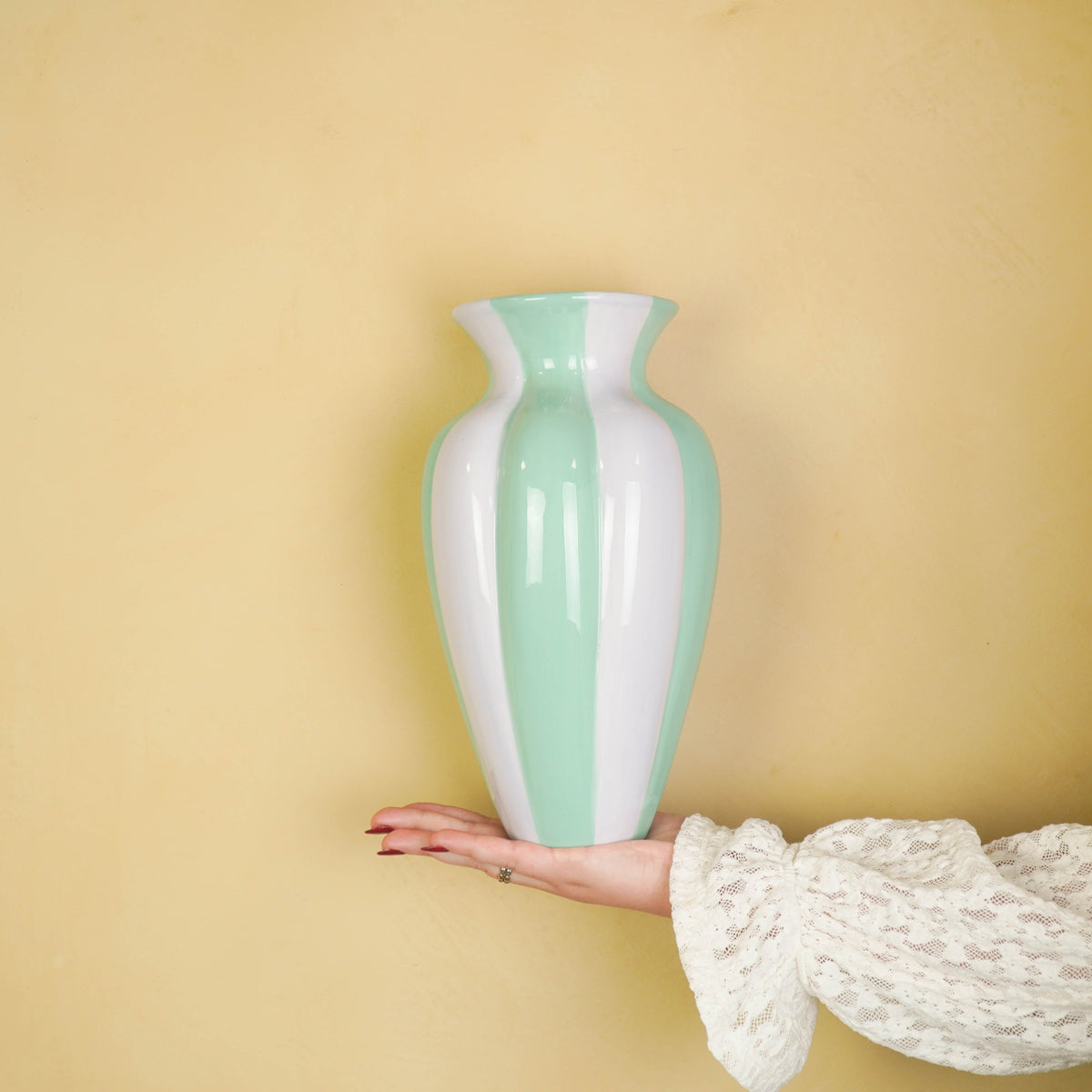HOUSEVITAMIN VAAS PLEATED KERAMIEK LILA/GROEN 29,5 CM