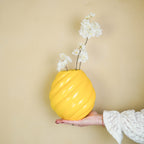 HOUSEVITAMIN VAAS SWIRL KERAMIEK GEEL 21,5 CM