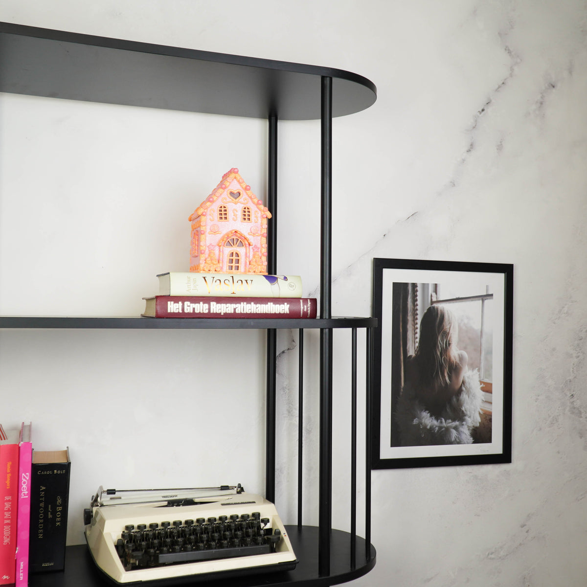 HOUSEVITAMIN LED CANDY HOUSE POLYRESIN ROZE/ORANJE 18,5 CM
