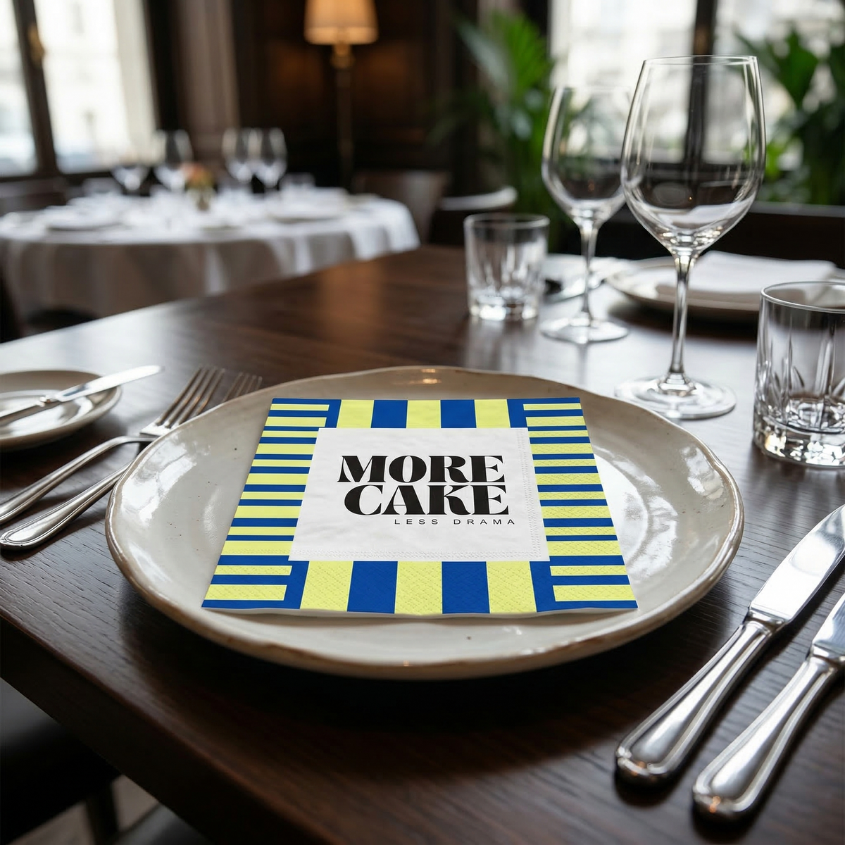 HOUSEVITAMIN SERVETTEN MORE CAKE DISPLAY 12 PAKKEN