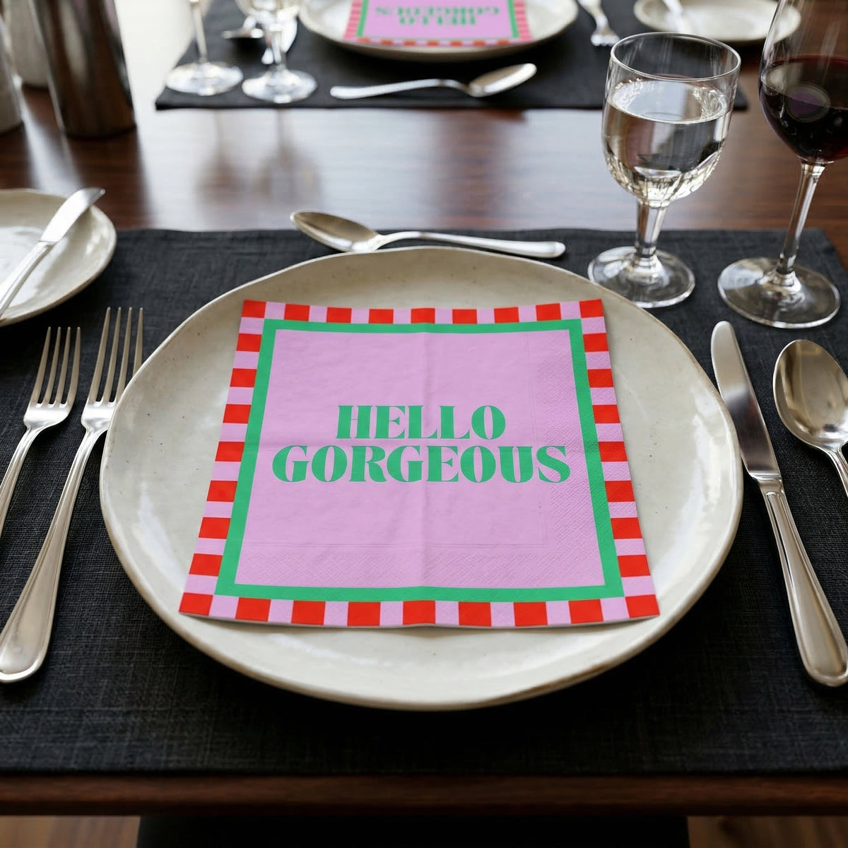 HOUSEVITAMIN SERVETTEN HELLO GORGEOUS DISPLAY 12 PAKKEN