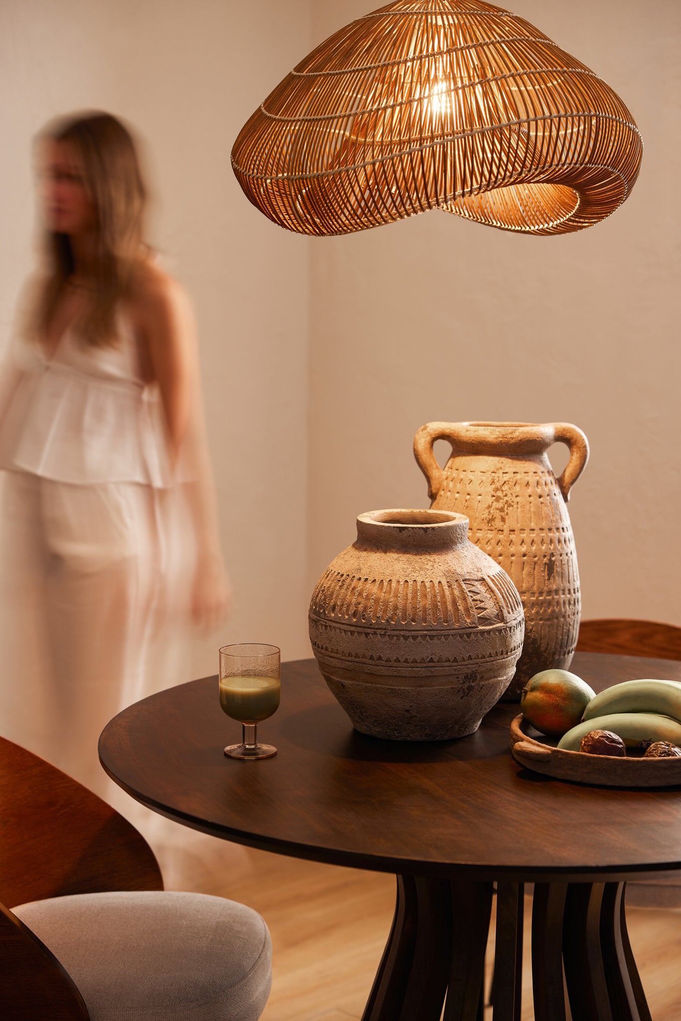Tafel Connie mangohout donkerbruin - Tuincentrum Lopik