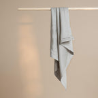 COCO & CICI TENCEL SATEEN KUSSENSLOOP TAUPE 70 X 60 CM ZONDER VOLANT