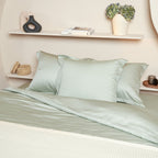 COCO & CICI TENCEL SATEEN KUSSENSLOOP GROEN 60 X 70 CM