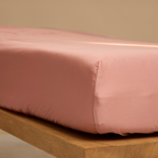 Coco & Cici - Tencel Sateen Hoeslaken 200 x 210 cm - 2 Persoons Beddengoed - Lyocell - Elastiek Rondom - Terra Roze - Extra Zacht - Tuincentrum Lopik