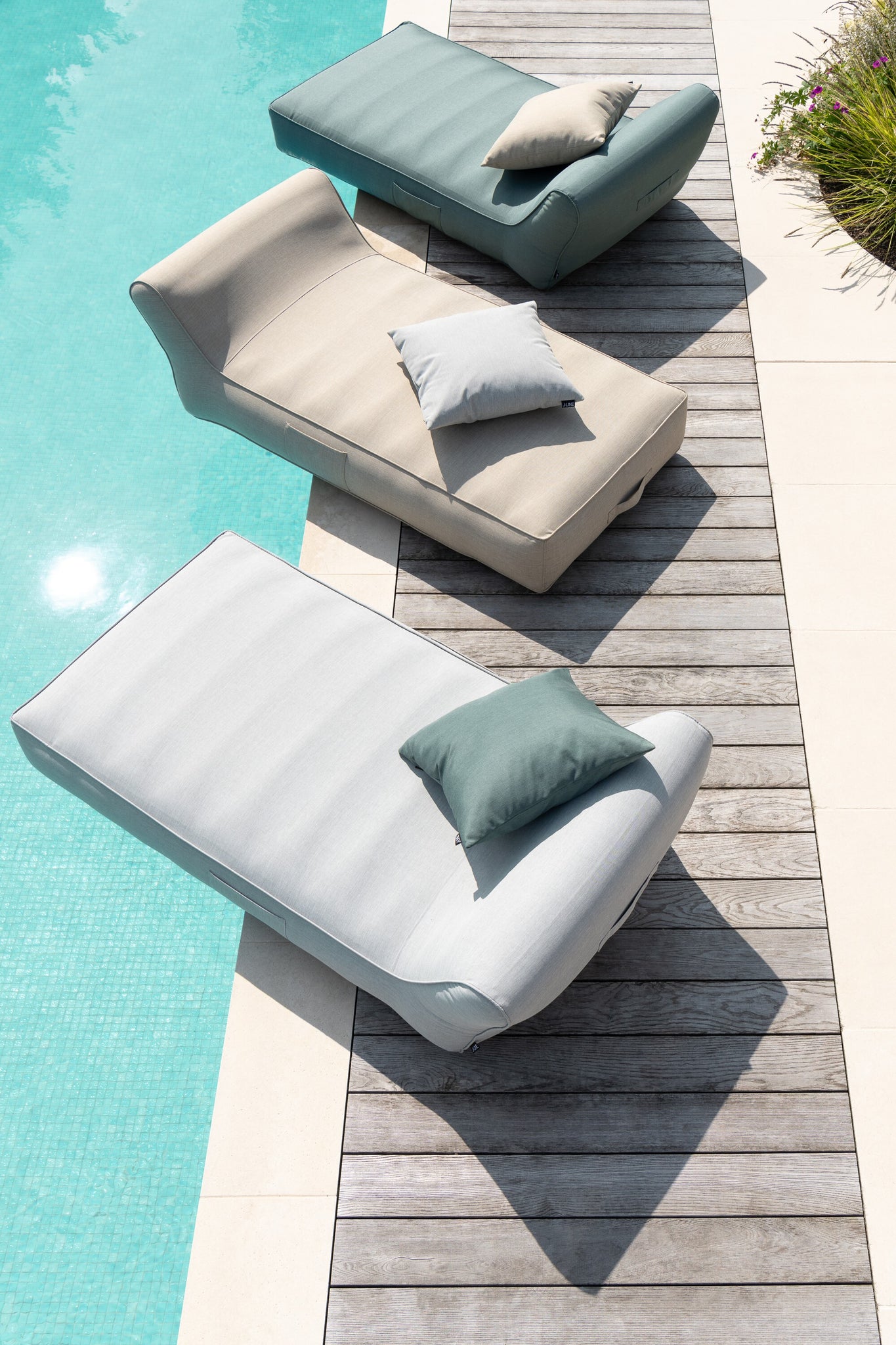 J-LINE MATRAS HELENE – POLYPROPYLEEN BEIGE - Tuincentrum Lopik