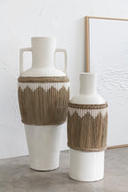 J-LINE VASE MUSTER+GRIFFE TERRAKOTTA/SEAGRAS WEISS/NATUR