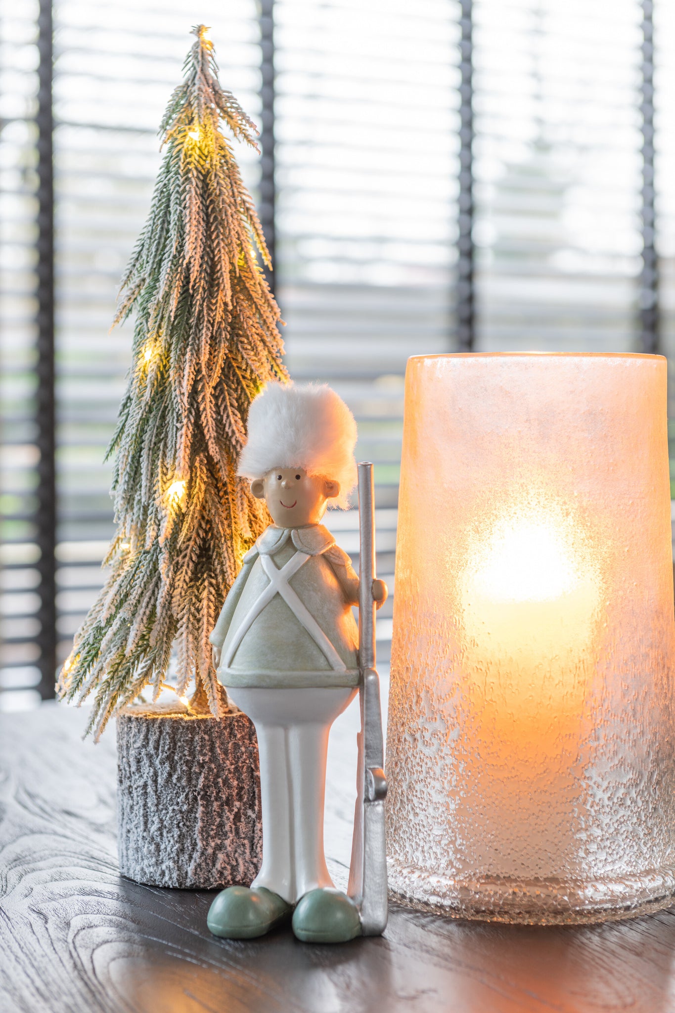 J-LINE WINDLICHT SUGAR GLAS WIT MEDIUM - Tuincentrum Lopik