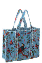 J-LINE TOTE BAG BIRDS/FLOWERS COTTON VELVET BLUE - Tuincentrum Lopik