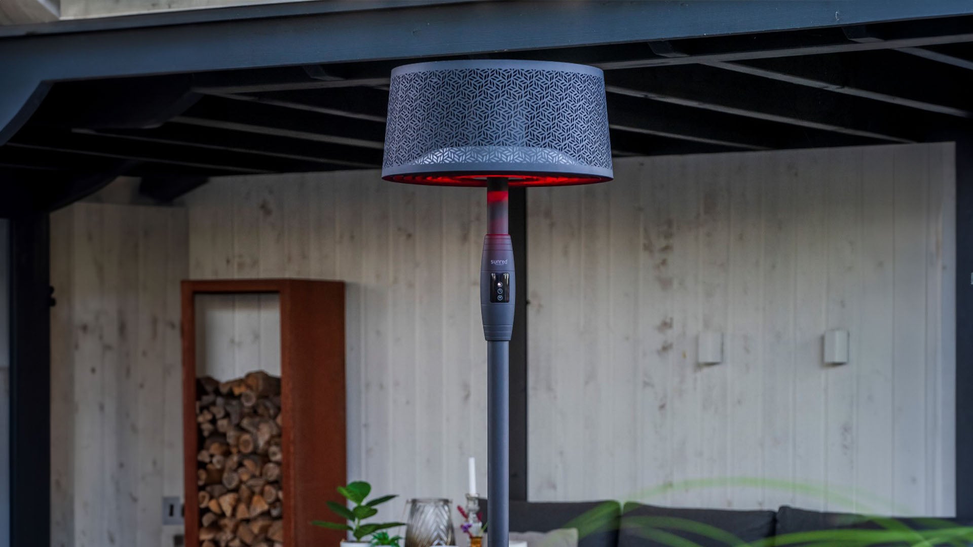 SUNRED MODERNA ARTIX ULTRA SMART STAAND ZWART 2000 WATT