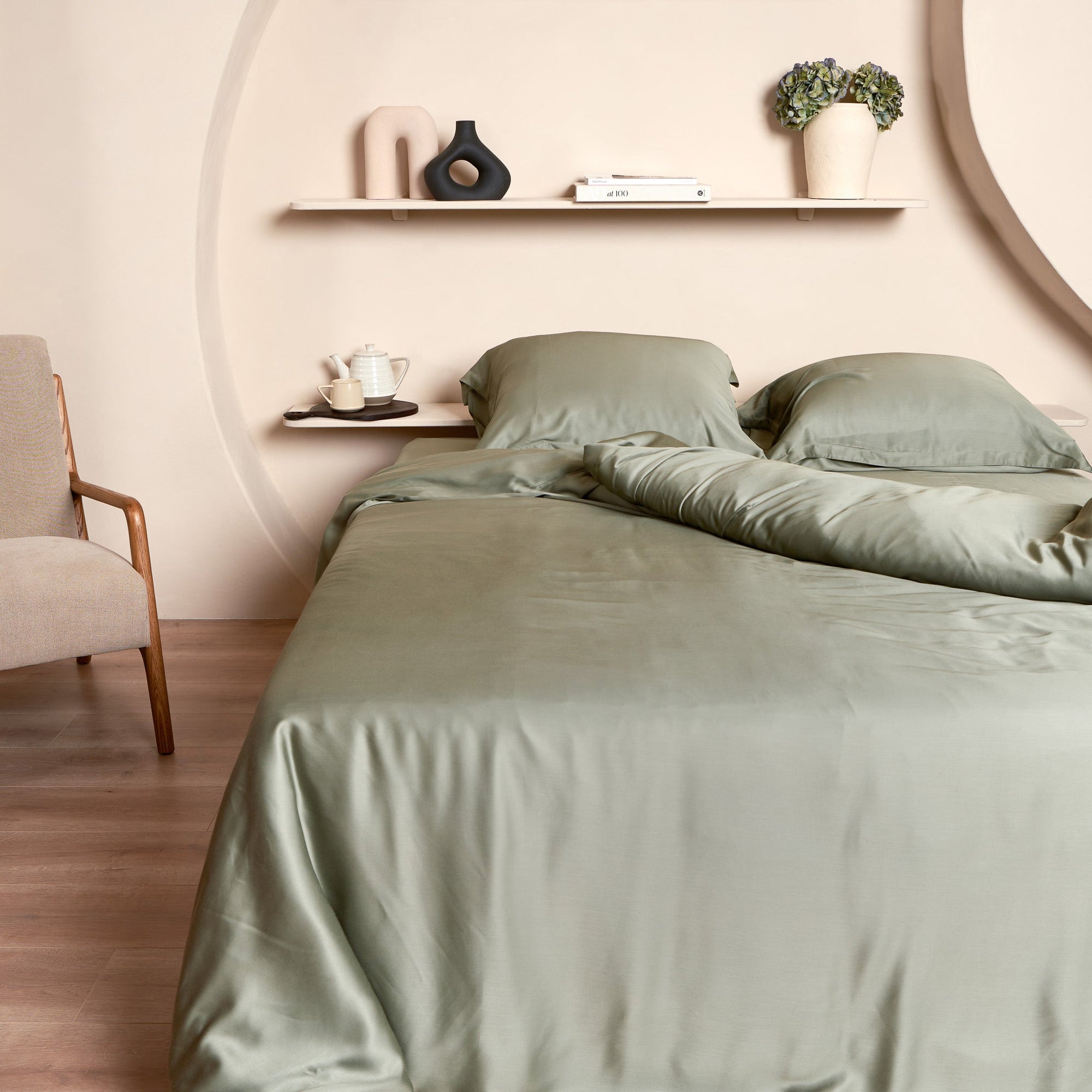 Coco & Cici - Bamboe Kussensloop 80 x 80 cm - Kussenhoes - Olijfgroen - 100% Eco Bamboe - Volant 2 cm - 1 stuk - Tuincentrum Lopik