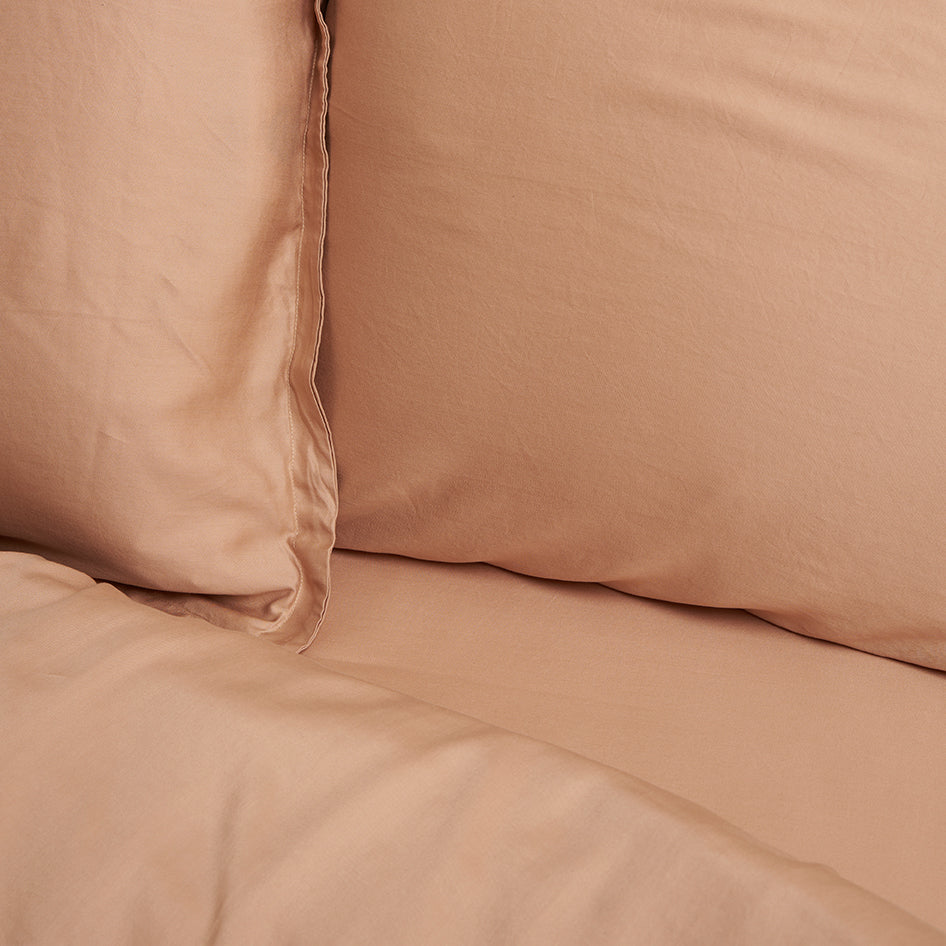 Coco & Cici - Tencel Twill Dekbedovertrek 200 x 220 cm - 2 Persoons Beddengoed - Peach - Lyocell - Ritssluiting & Extra Zacht - 2 Kussenslopen (60x70) - Tuincentrum Lopik