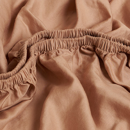 Coco & Cici - Tencel Twill Hoeslaken 60 x 120 cm - 1 Persoons Beddengoed - Kinderbeddengoed - Lyocell - Hypoallergeen & Extra Zacht - Peach - Tuincentrum Lopik