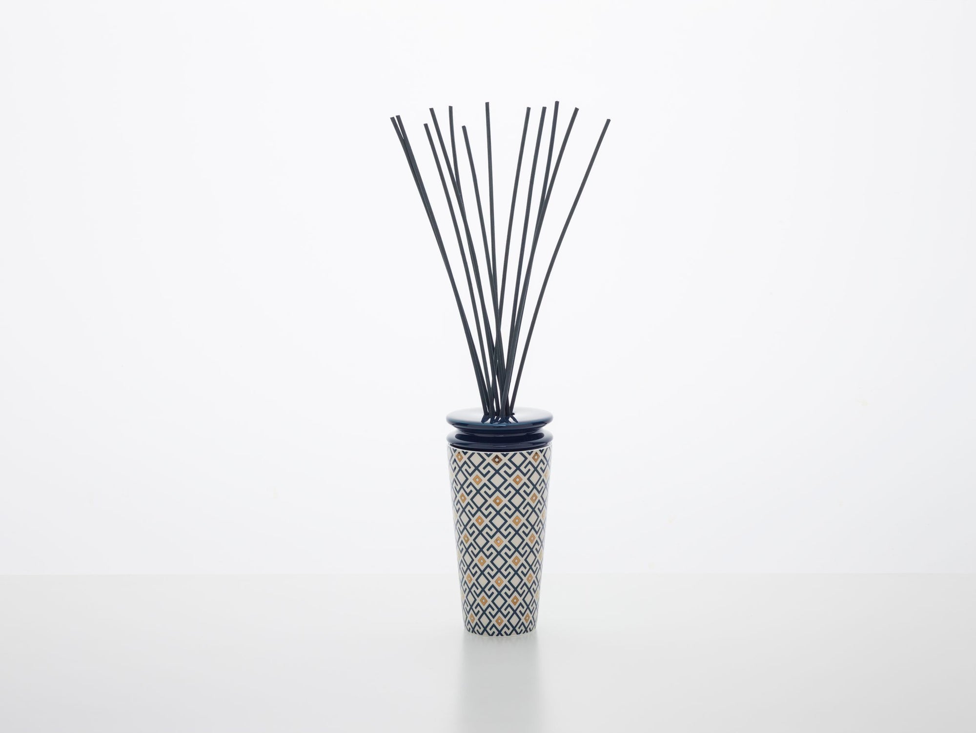 MAX BENJAMIN ILUM FIG ARABESQUE GEURDIFFUSER KLEIN 5.15KG - Tuincentrum Lopik