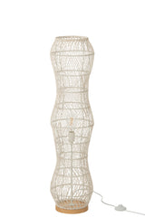 Witte vloerlamp met gevlochten rotan en metalen frame