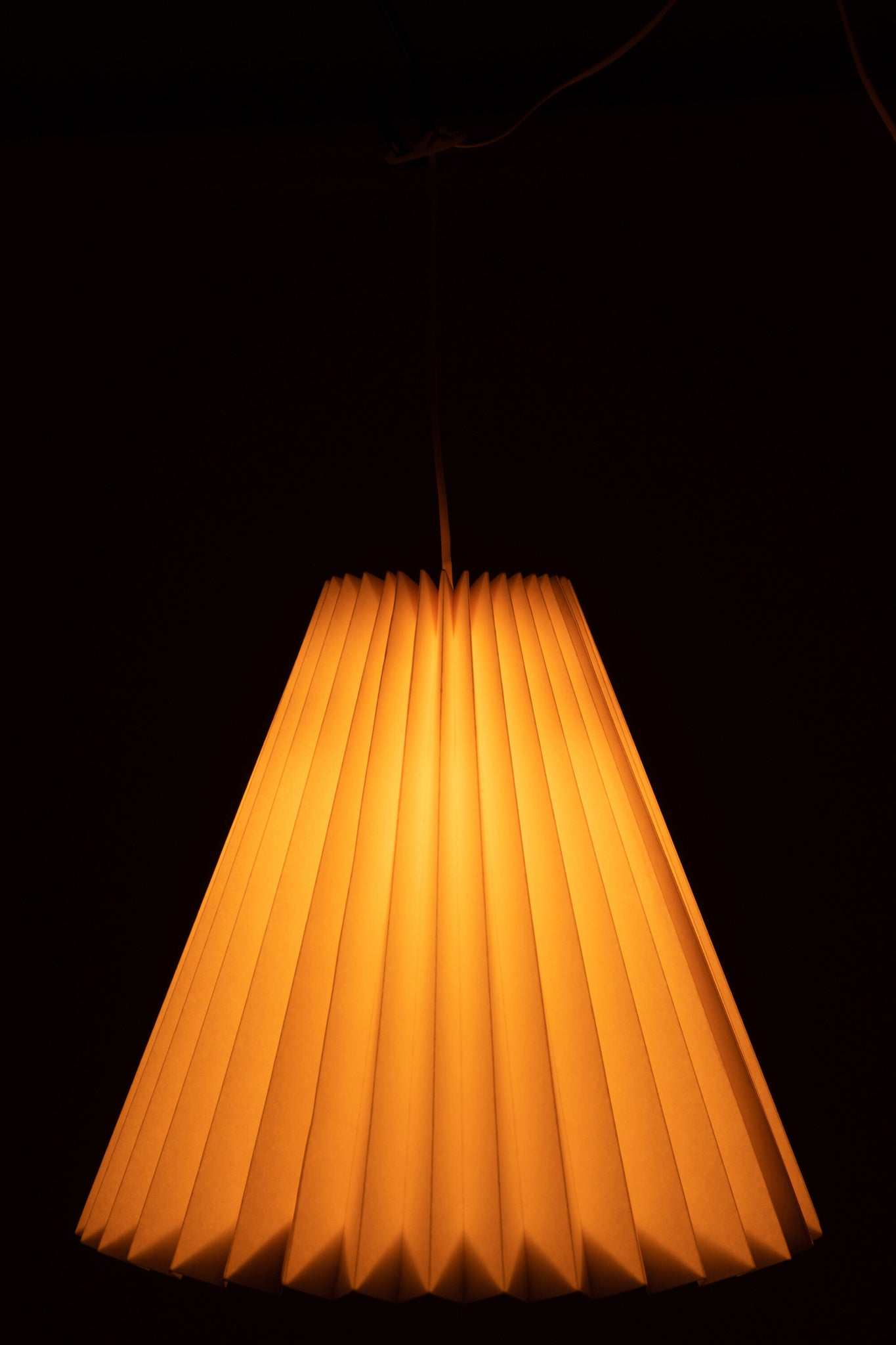 Witte papieren lamp