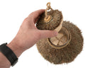 J-Line Vogelhuis Hangend met Voederbak Hout/Gedroogd Gras Natuurlijk – Functionele en Decoratieve Vogelschuilplaats