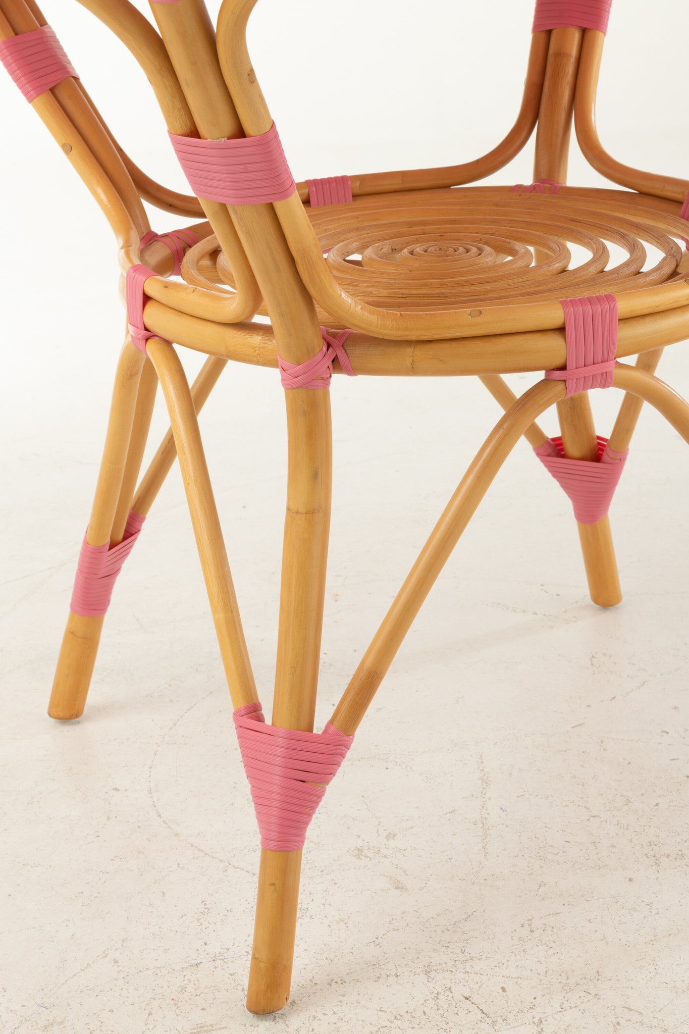 Eettafel rotan roze/wit