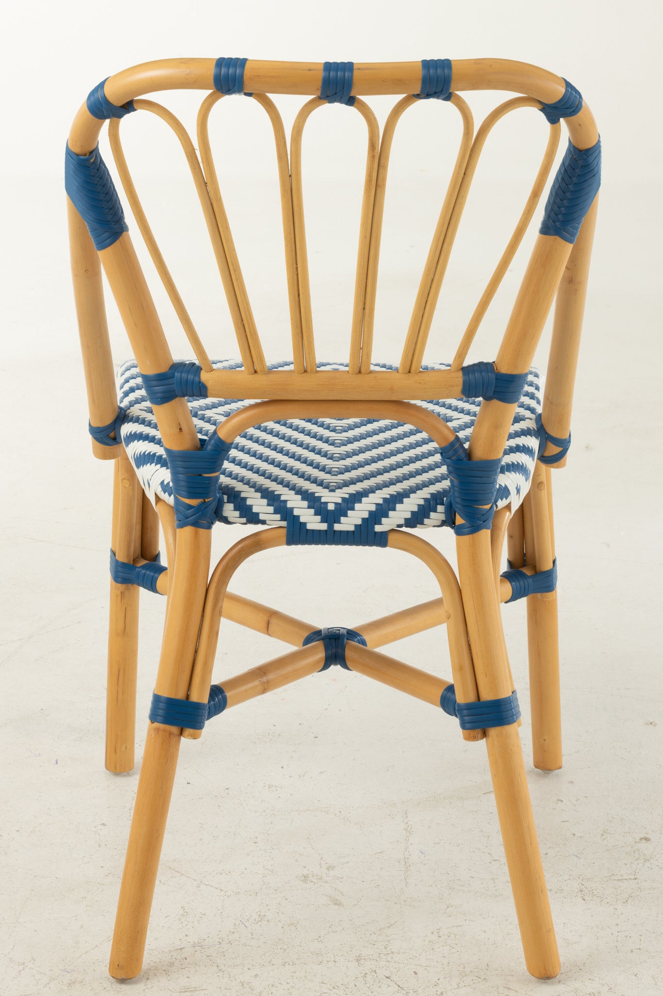 Eetkamerstoel rotan blauw/wit