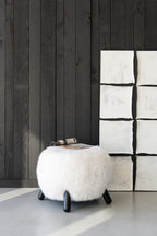 Bontkruk met witte houten poten