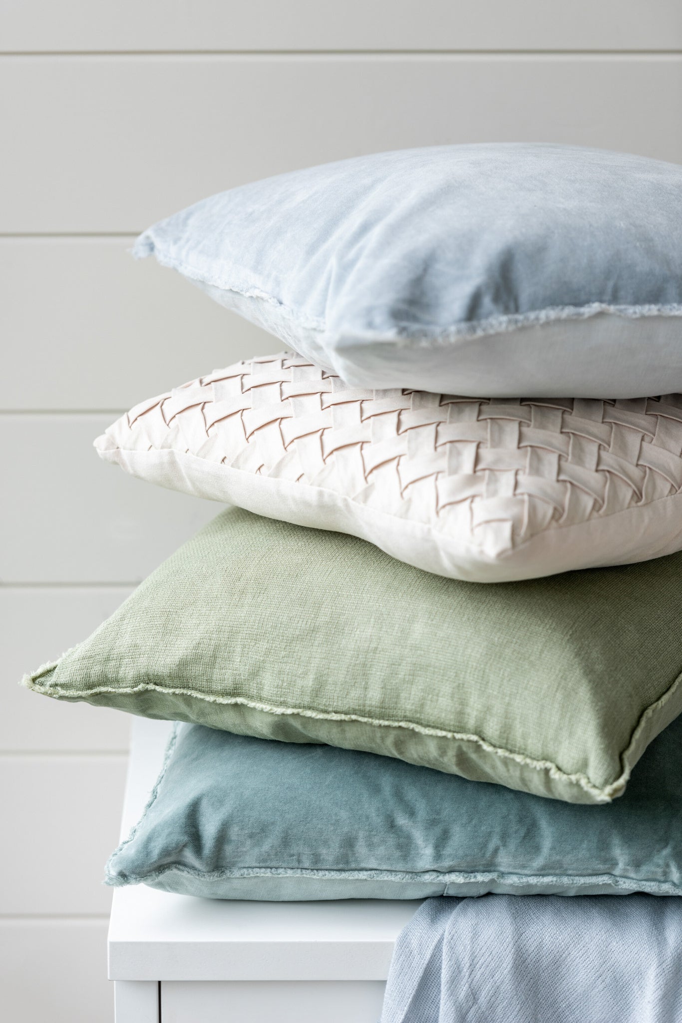 J-LINE KUSSEN GEWEVEN POLYESTER BEIGE