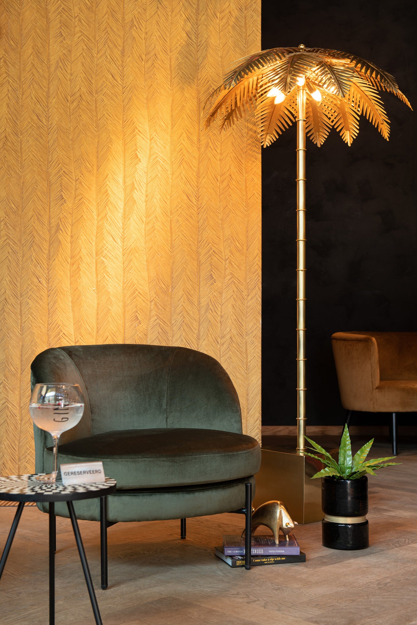 Staande lamp kokosbladeren staal goud